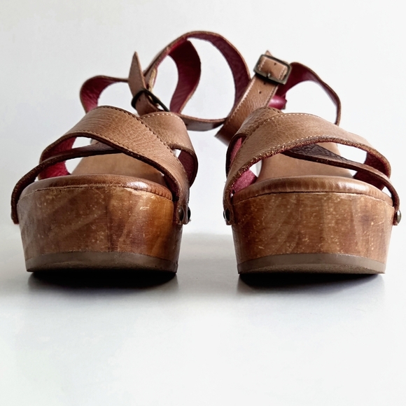 Bed Stu Wood Wedge Sandals With Neutral Leather Uppers, Ankle Strap, Studs, 9.5 - Picture 9 of 16